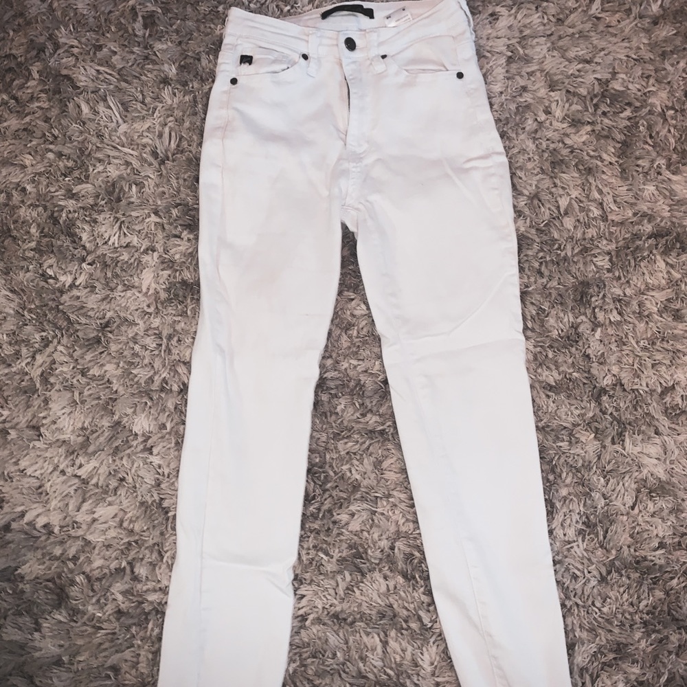 White jegging capris